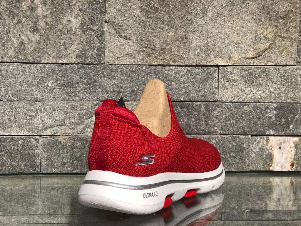 Pantofi Skechers Trendy Rosu 15952-RED