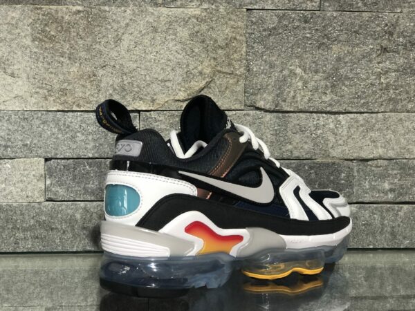 Pantofi Nike Bărbați Air Vapormax EVO CT2868-001 Multicolor